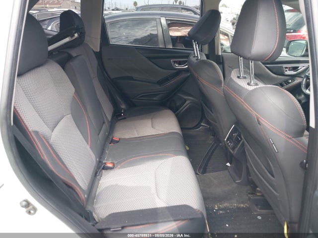 Subaru Forester Sport 2019 JF2SKAKC4KH567379 Image 8