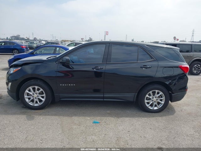3GNAXHEV0JL377135 Chevrolet EQUINOX LS