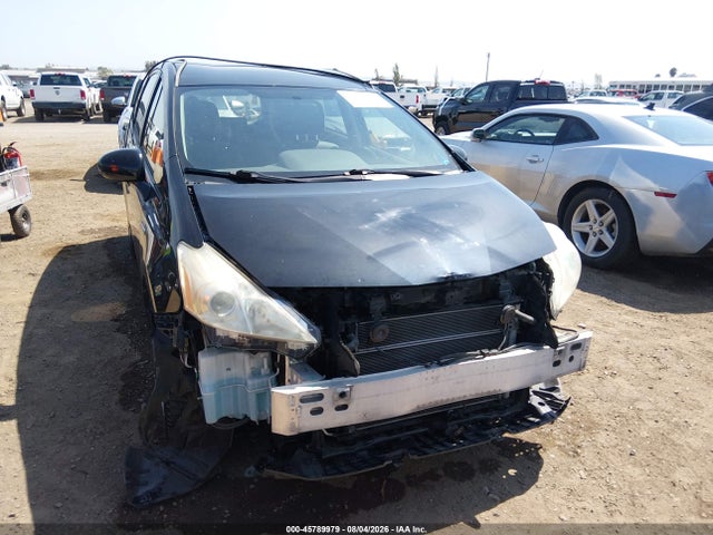 Toyota Prius V Three 2014 JTDZN3EU2E3322408 Image 6