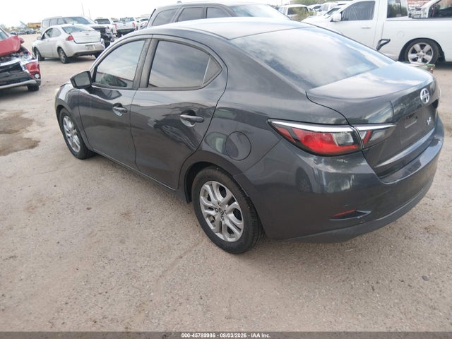 Scion IA 2016 3MYDLBZV7GY101072 Image 3