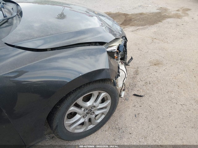 Scion IA 2016 3MYDLBZV7GY101072 Image 6