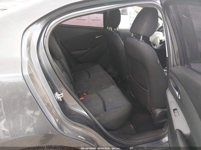 Scion IA 2016 3MYDLBZV7GY101072 Image 8