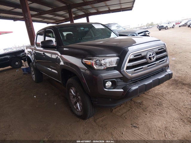 2016 Toyota Tacoma Sr5 V6 მანქანა იყიდება აუქციონზე, vin: 3TMAZ5CN5GM022758, აუქციონის ნომერი: 45789987
