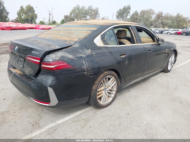 BMW 530i Xdrive 2024 WBA53FJ08RCS13589 Image 4