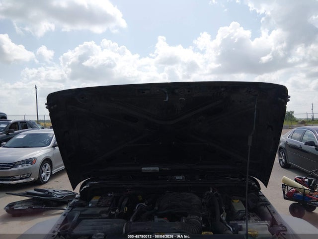 1C4BJWDG1GL118549 Jeep Wrangler Unlimited Sport