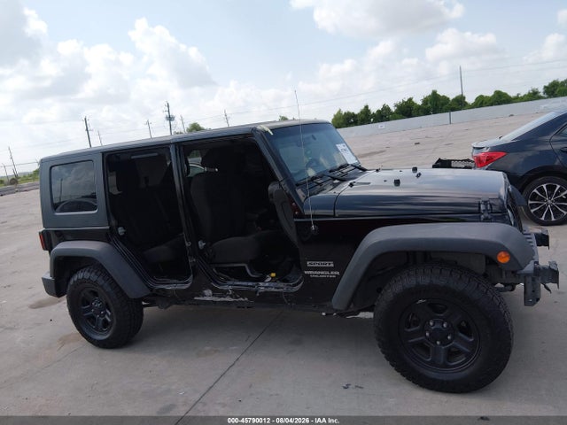 1C4BJWDG1GL118549 Jeep Wrangler Unlimited Sport
