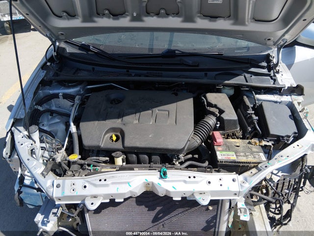 5YFBURHE6HP589414 Toyota Corolla Se Special Edition