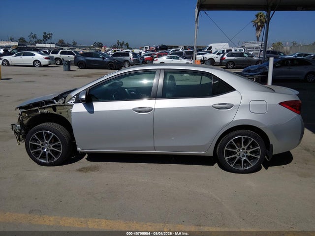 5YFBURHE6HP589414 Toyota Corolla Se Special Edition