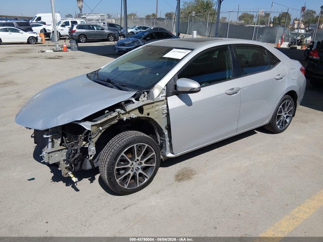 5YFBURHE6HP589414 Toyota Corolla Se Special Edition