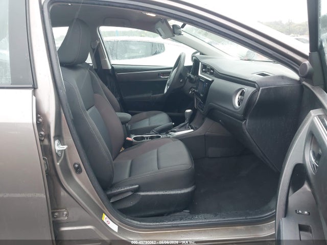 45790062 :رقم المزاد ، 5YFBURHE2HP678302 vin ، 2017 Toyota Corolla Le مزاد بيع