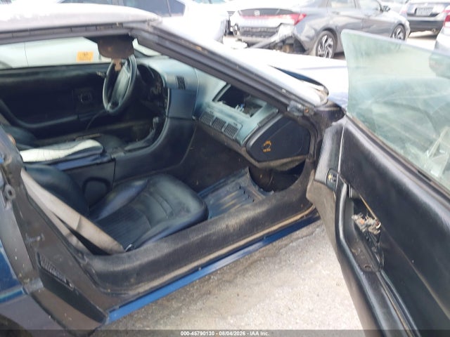 45790130 :رقم المزاد ، 1G1YY23P2N5106274 vin ، 1992 Chevrolet Corvette مزاد بيع