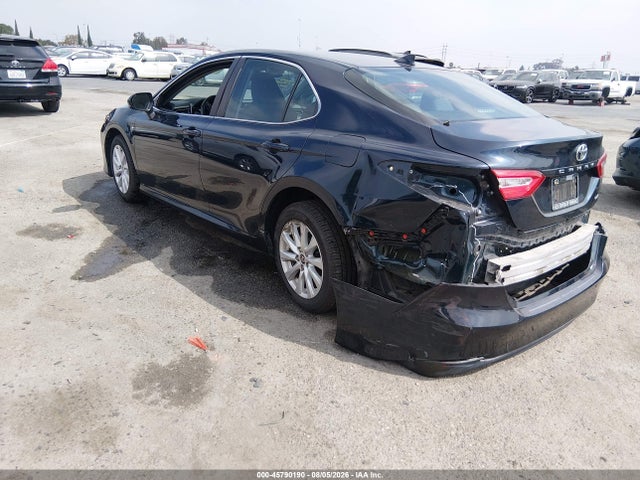 Toyota CAMRY LE 2020 4T1C11AK0LU998594 Image 3