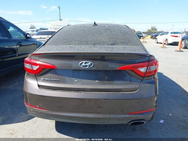 Hyundai SONATA SE 2015 5NPE24AF5FH204721 Image 16