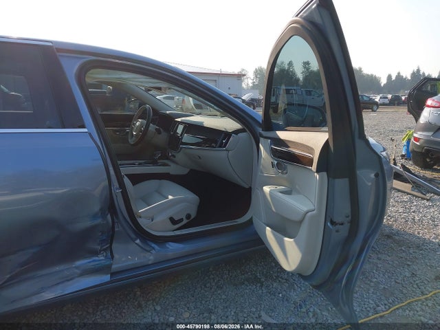 LVY102MKXJP056606 Volvo S90 T5 Momentum