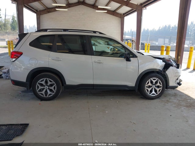 Продаж на аукціоні авто 2024 Subaru Forester Premium, vin: JF2SKACC1RH461674, номер лоту: 45790232