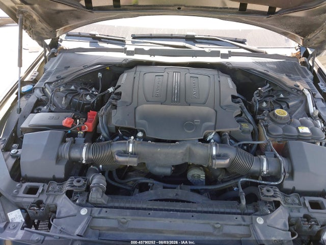 SAJAD4BV1HCP11467 Jaguar Xe 35t Premium