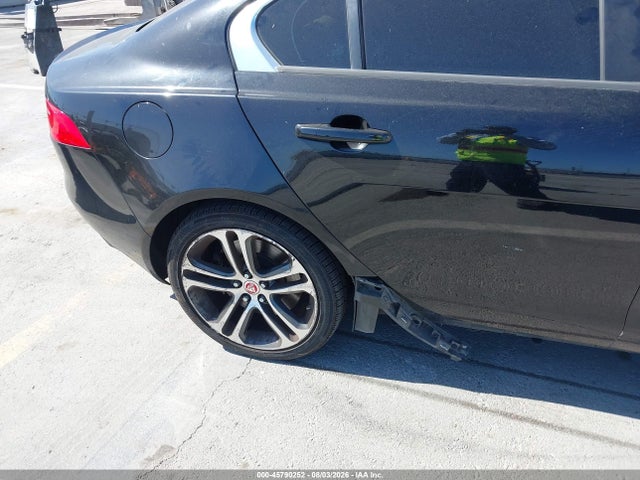 SAJAD4BV1HCP11467 Jaguar Xe 35t Premium