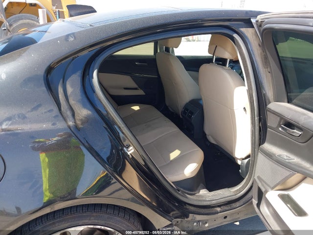 SAJAD4BV1HCP11467 Jaguar Xe 35t Premium