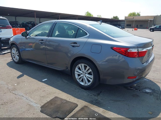 2013 Lexus Es 350 მანქანა იყიდება აუქციონზე, vin: JTHBK1GG4D2063851, აუქციონის ნომერი: 45790254