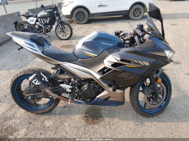 Kawasaki EX400 2023 JKAEXKG14PDAM1906 Image 12