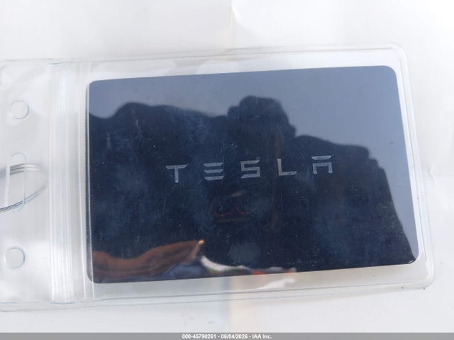 45790261 :رقم المزاد ، 5YJ3E1EB4NF181188 vin ، 2022 Tesla Model 3 Long Range Dual Motor All-wheel Drive مزاد بيع
