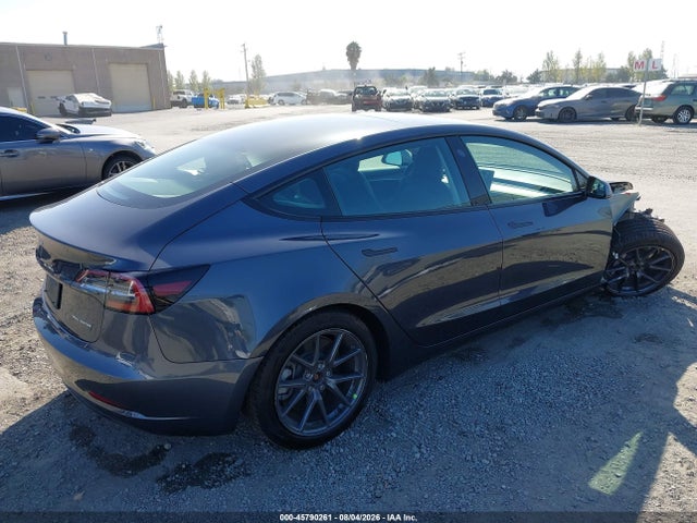 45790261 :رقم المزاد ، 5YJ3E1EB4NF181188 vin ، 2022 Tesla Model 3 Long Range Dual Motor All-wheel Drive مزاد بيع