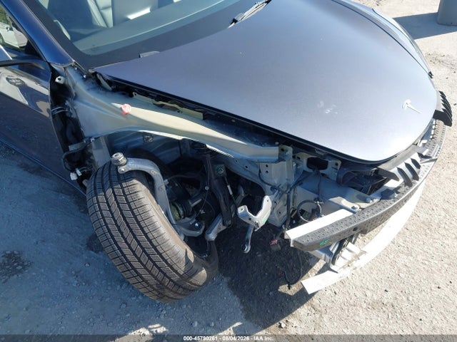 45790261 :رقم المزاد ، 5YJ3E1EB4NF181188 vin ، 2022 Tesla Model 3 Long Range Dual Motor All-wheel Drive مزاد بيع