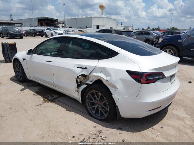 45790269 :رقم المزاد ، 5YJ3E1EB4NF115692 vin ، 2022 Tesla Model 3 Long Range Dual Motor All-wheel Drive مزاد بيع