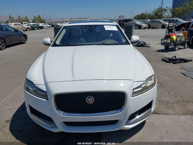Jaguar Xf 20d Prestige 2017 SAJBE4BN5HCY31368 Image 12