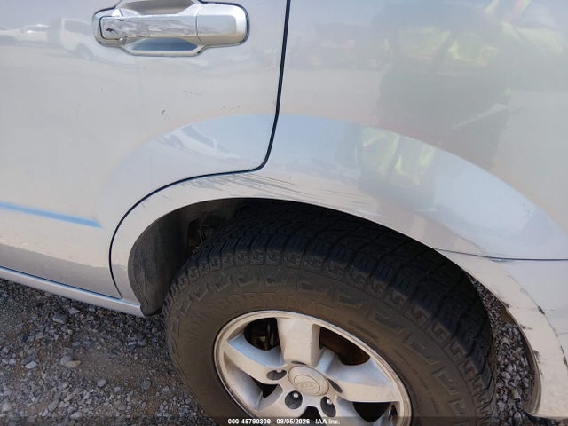 Продажа на аукционе авто 2008 Kia Sorento Lx, vin: KNDJD735085842506, номер лота: 45790309