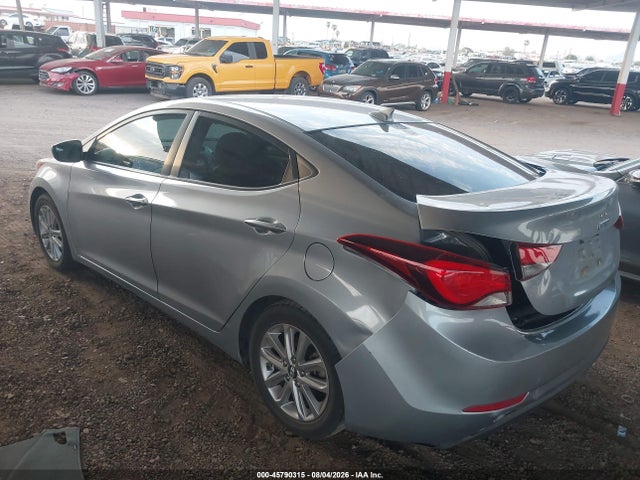 Hyundai ELANTRA SE 2015 5NPDH4AE7FH565093 Image 3