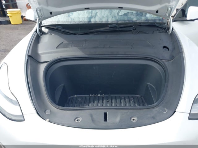 45790324 :رقم المزاد ، 5YJYGDEE3LF055798 vin ، 2020 Tesla Model Y Long Range Dual Motor All-wheel Drive مزاد بيع