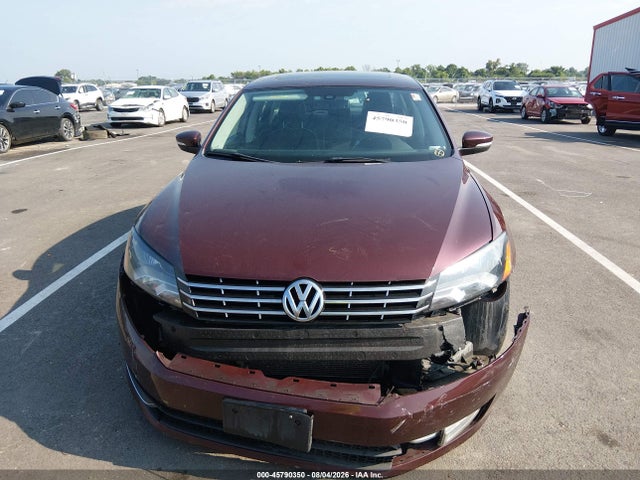2014 Volkswagen Passat 1.8t Sel Premium მანქანა იყიდება აუქციონზე, vin: 1VWCT7A36EC044996, აუქციონის ნომერი: 45790350