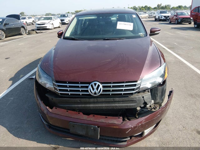 2014 Volkswagen Passat 1.8t Sel Premium მანქანა იყიდება აუქციონზე, vin: 1VWCT7A36EC044996, აუქციონის ნომერი: 45790350