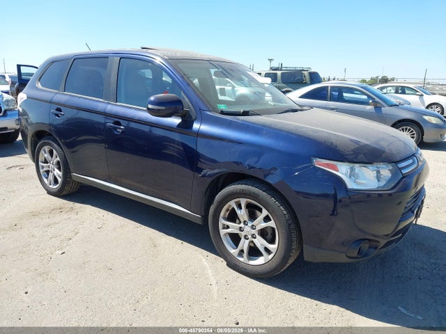 Продаж на аукціоні авто 2014 Mitsubishi Outlander Se, vin: JA4AD3A31EZ004753, номер лоту: 45790354