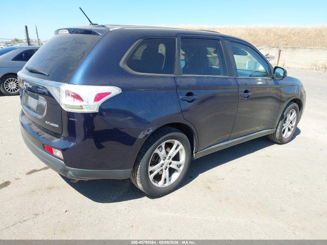 45790354 :رقم المزاد ، JA4AD3A31EZ004753 vin ، 2014 Mitsubishi Outlander Se مزاد بيع