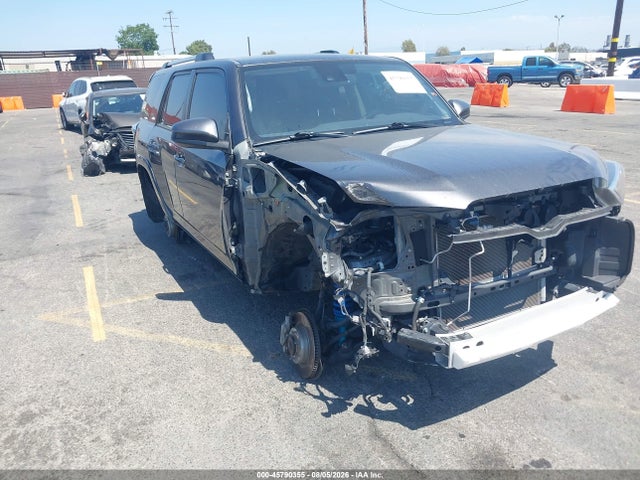 Продажа на аукционе авто 2022 Toyota 4runner Sr5, vin: JTEMU5JR0N6020734, номер лота: 45790355