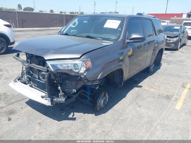 Продажа на аукционе авто 2022 Toyota 4runner Sr5, vin: JTEMU5JR0N6020734, номер лота: 45790355