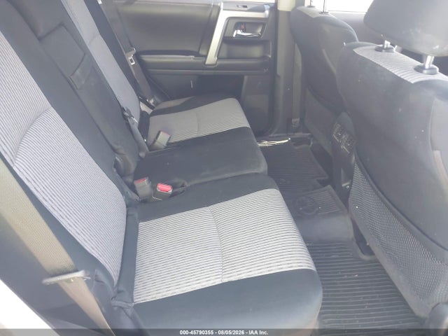 Продажа на аукционе авто 2022 Toyota 4runner Sr5, vin: JTEMU5JR0N6020734, номер лота: 45790355