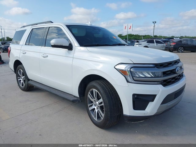 Продаж на аукціоні авто 2024 Ford Expedition Xlt, vin: 1FMJU1H83REB03756, номер лоту: 45790371