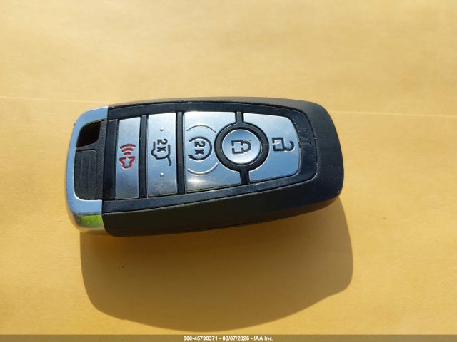 Продаж на аукціоні авто 2024 Ford Expedition Xlt, vin: 1FMJU1H83REB03756, номер лоту: 45790371