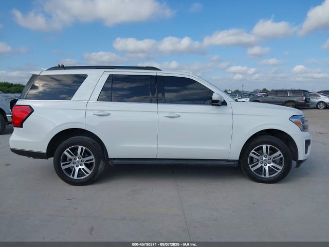 Продаж на аукціоні авто 2024 Ford Expedition Xlt, vin: 1FMJU1H83REB03756, номер лоту: 45790371