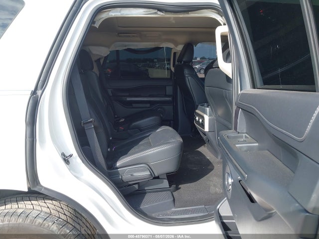 Продаж на аукціоні авто 2024 Ford Expedition Xlt, vin: 1FMJU1H83REB03756, номер лоту: 45790371