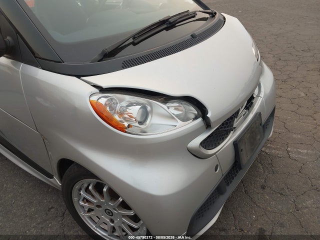 Aukcja sprzedaży 2014 Smart Fortwo Passion, vin: WMEEJ3BA6EK751238, numer aukcji: 45790372
