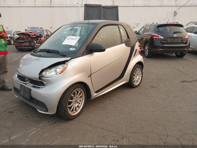 Aukcja sprzedaży 2014 Smart Fortwo Passion, vin: WMEEJ3BA6EK751238, numer aukcji: 45790372