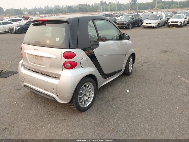 Aukcja sprzedaży 2014 Smart Fortwo Passion, vin: WMEEJ3BA6EK751238, numer aukcji: 45790372