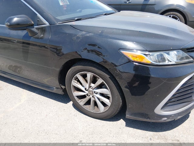Toyota CAMRY LE 2022 4T1C11AK5NU641978 Image 6