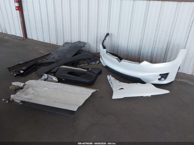 5YJXCBE24LF283004 Tesla Model X Long Range Dual Motor All-wheel Drive/long Range Plus Dual Motor All-wheel Drive