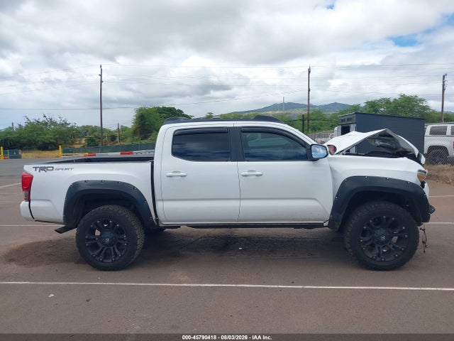 Продажа на аукционе авто 2016 Toyota Tacoma Sr5 V6, vin: 3TMAZ5CN3GM010365, номер лота: 45790418