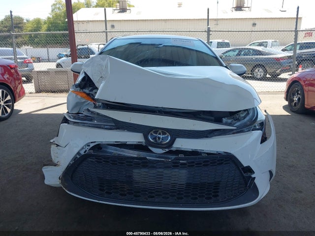 JTDEPMAE0MJ156526 Toyota COROLLA LE